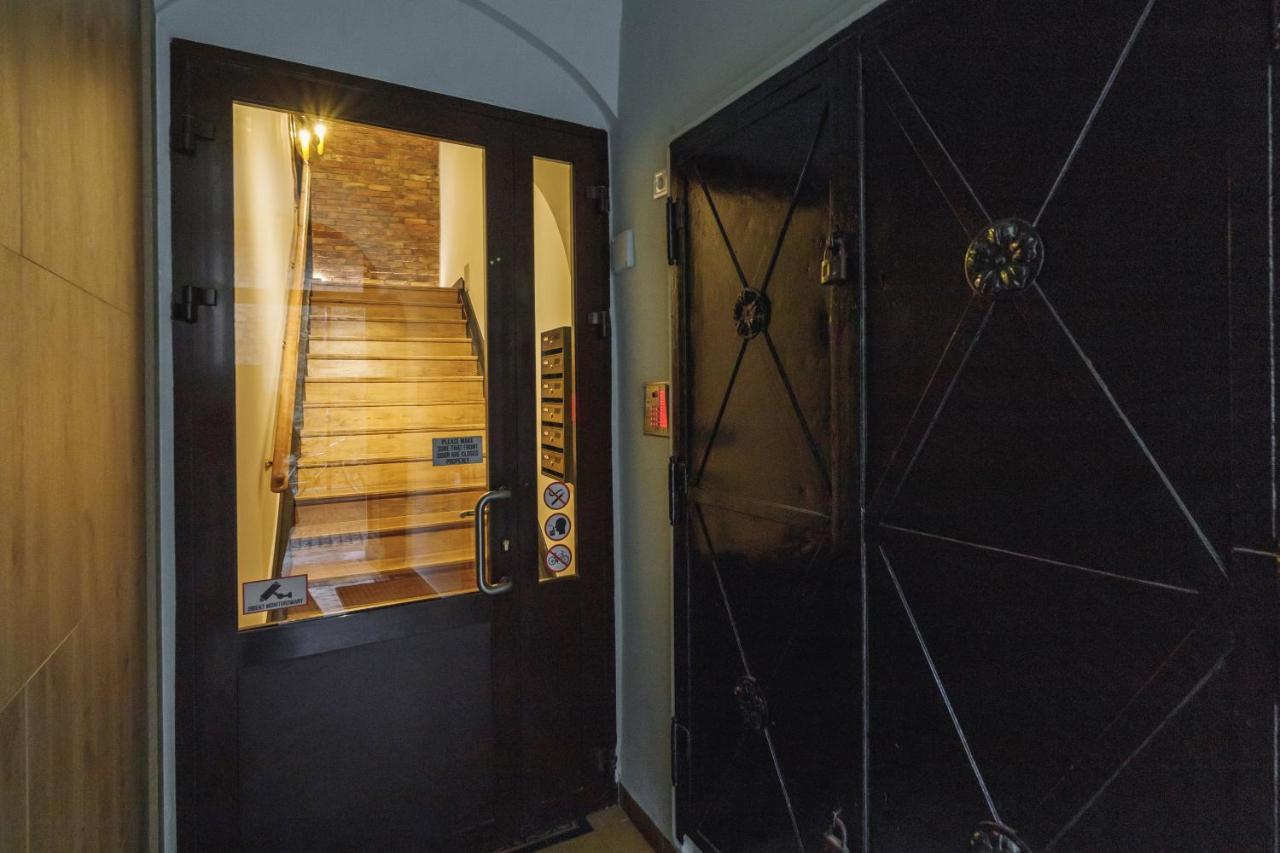 Apartment Pijarska Krakow By Noclegi Renters Extérieur photo