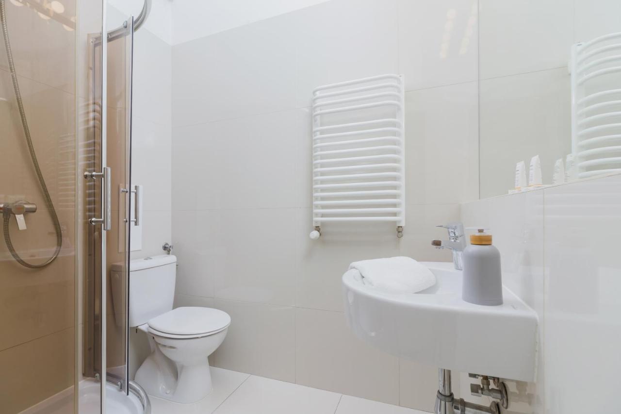 Apartment Pijarska Krakow By Noclegi Renters Extérieur photo